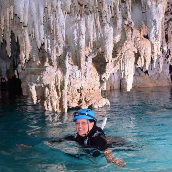 Meet your Posher, Wendy - Picture 1 of 1